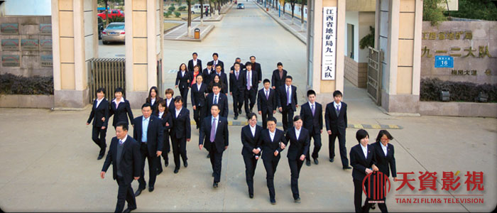 ��һ�����(du��)���T(m��n)�F(tu��n)�(du��)չʾ